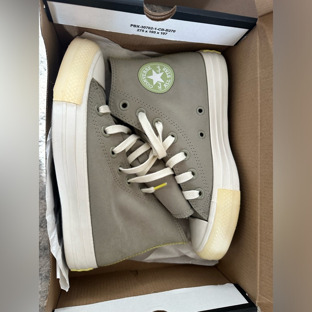 Women’s Green/Sage Converse